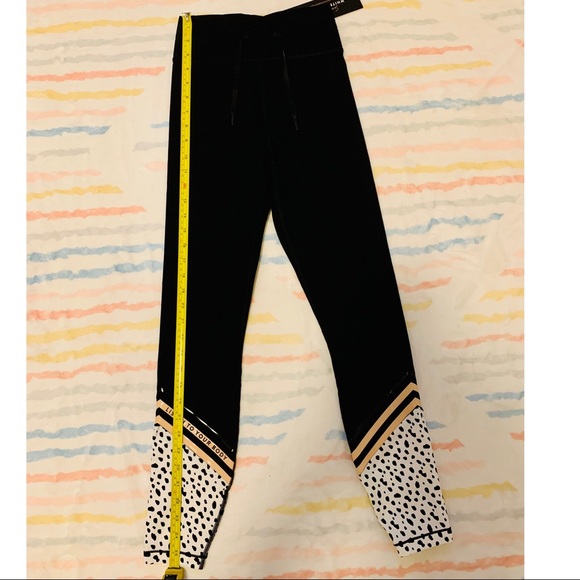 Sarah’s Day X WFA- Sweet & Sassy Leggings - Picture 6 of 9